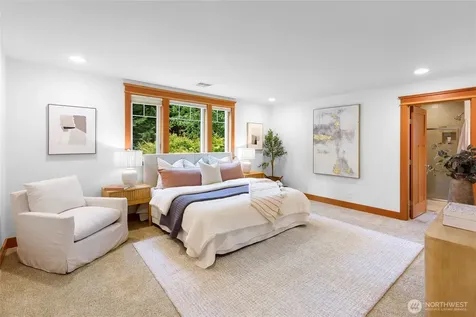 10440 NE Quiet Valley Lane Bainbridge Island WA 98110
