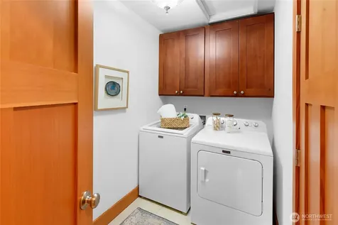 10440 NE Quiet Valley Lane Bainbridge Island WA 98110