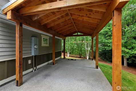 10440 NE Quiet Valley Lane Bainbridge Island WA 98110