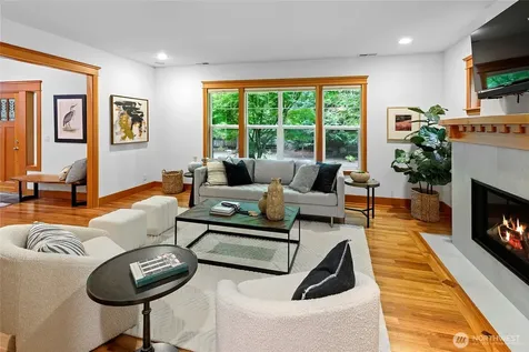 10440 NE Quiet Valley Lane Bainbridge Island WA 98110