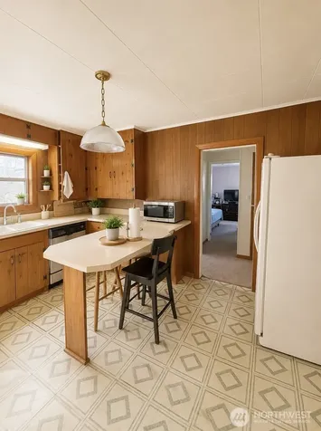 11545 N Park Avenue N Seattle WA 98133