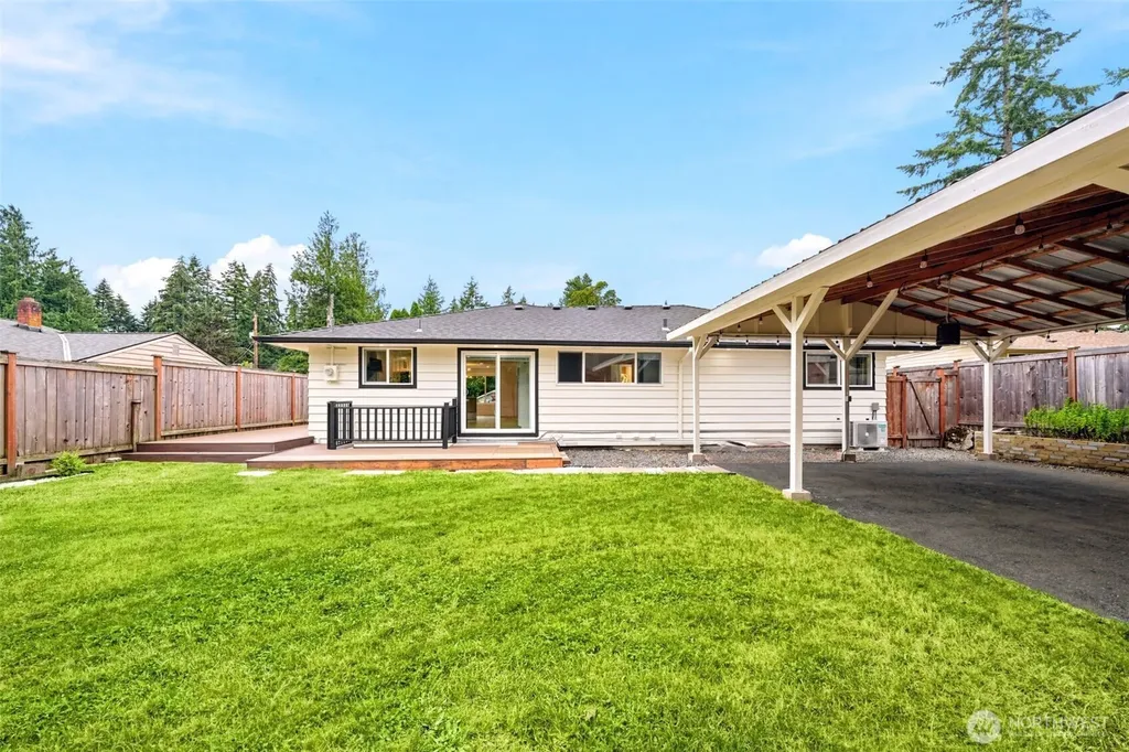19912 Dayton Avenue N Shoreline WA 98133