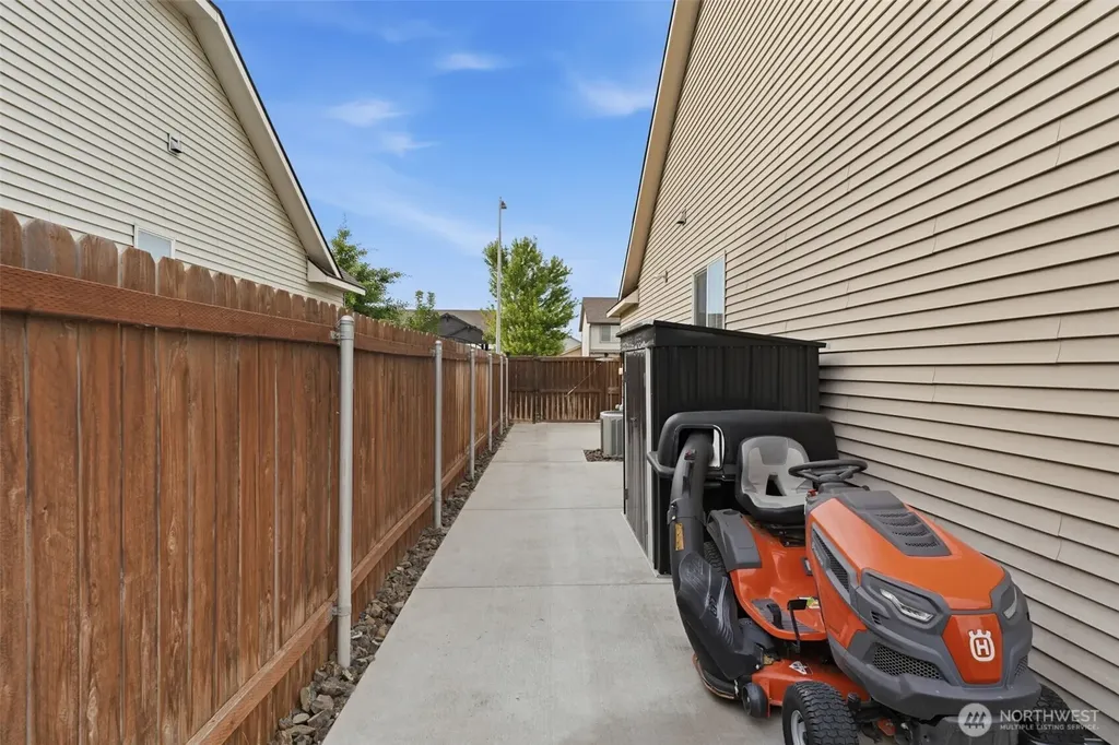 4206 Palmyra Drive Pasco WA 99301