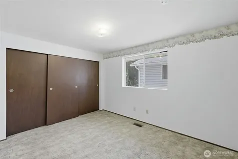 2513 58th Avenue NE Tacoma WA 98422