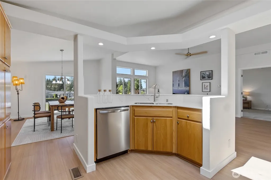 21855 SE 274th Lane Maple Valley WA 98038