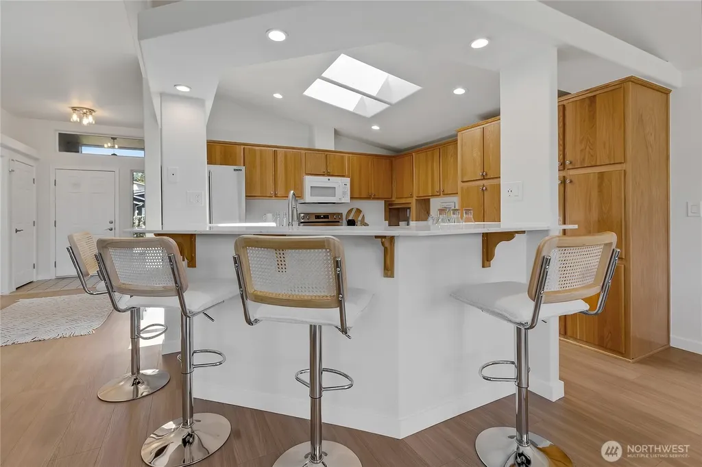 21855 SE 274th Lane Maple Valley WA 98038