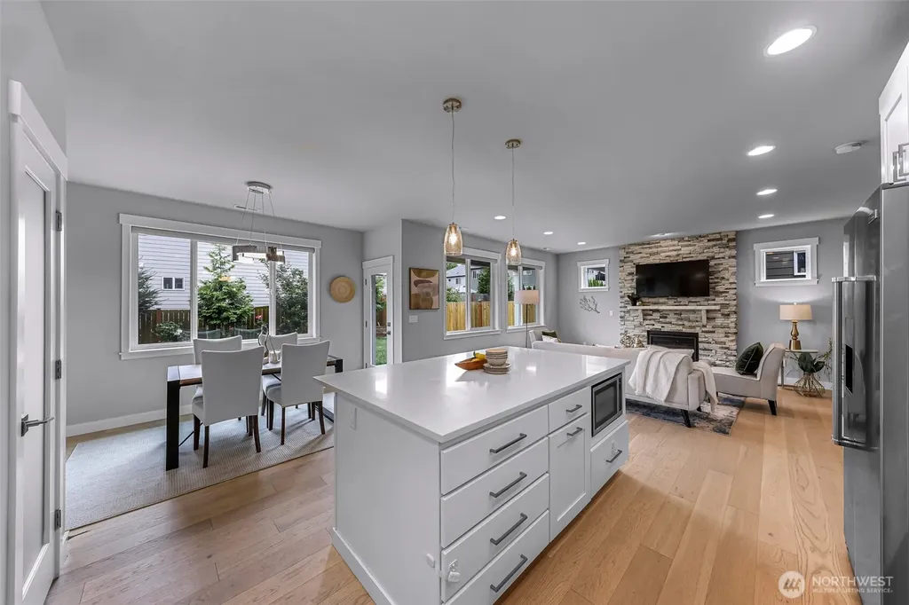 4211 142nd Street SE Snohomish WA 98296