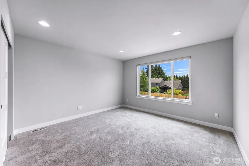 4211 142nd Street SE Snohomish WA 98296