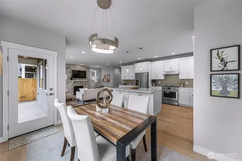 4211 142nd Street SE Snohomish WA 98296