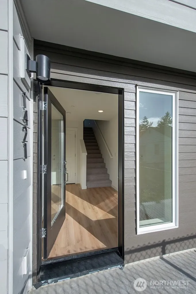 1421 SW 111th Lane Seattle WA 98146