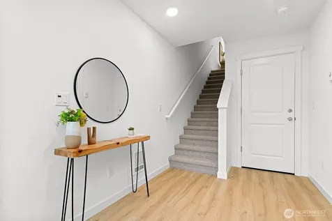 1421 SW 111th Lane Seattle WA 98146
