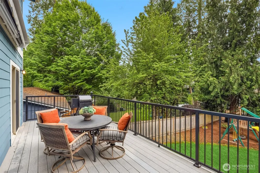 211 210th Avenue NE Sammamish WA 98074