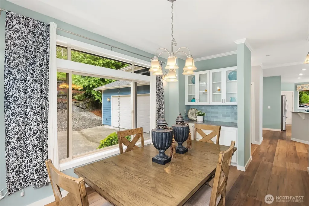 211 210th Avenue NE Sammamish WA 98074