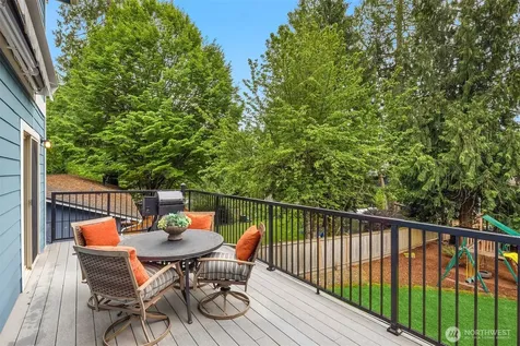 211 210th Avenue NE Sammamish WA 98074