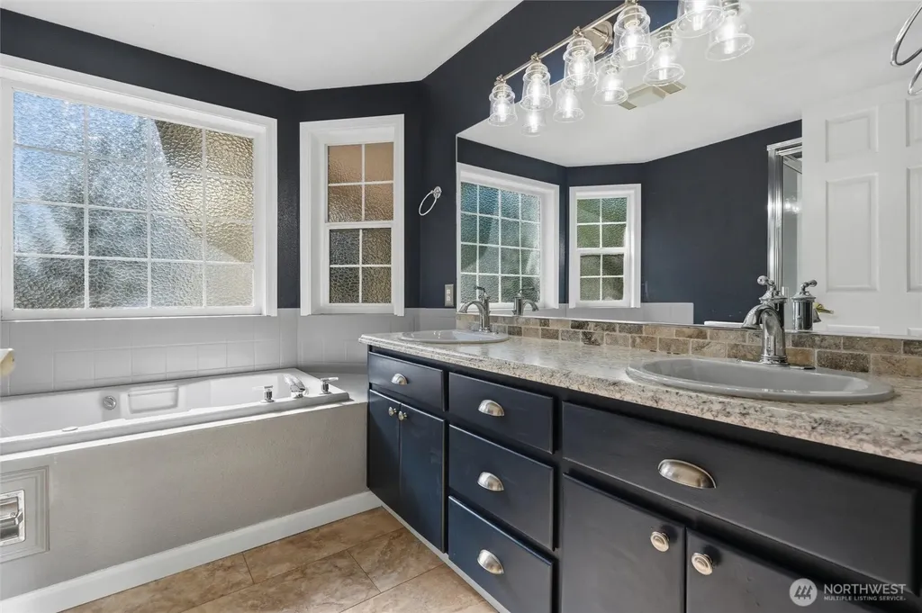 1501 E Old Ranch Road Allyn WA 98524