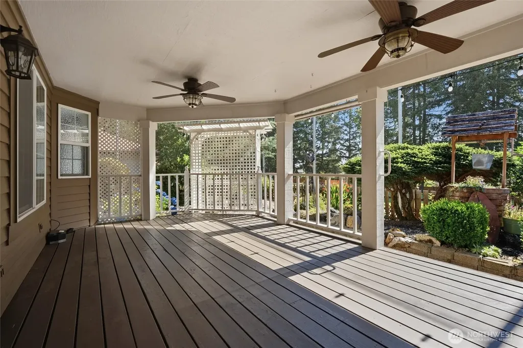 1501 E Old Ranch Road Allyn WA 98524