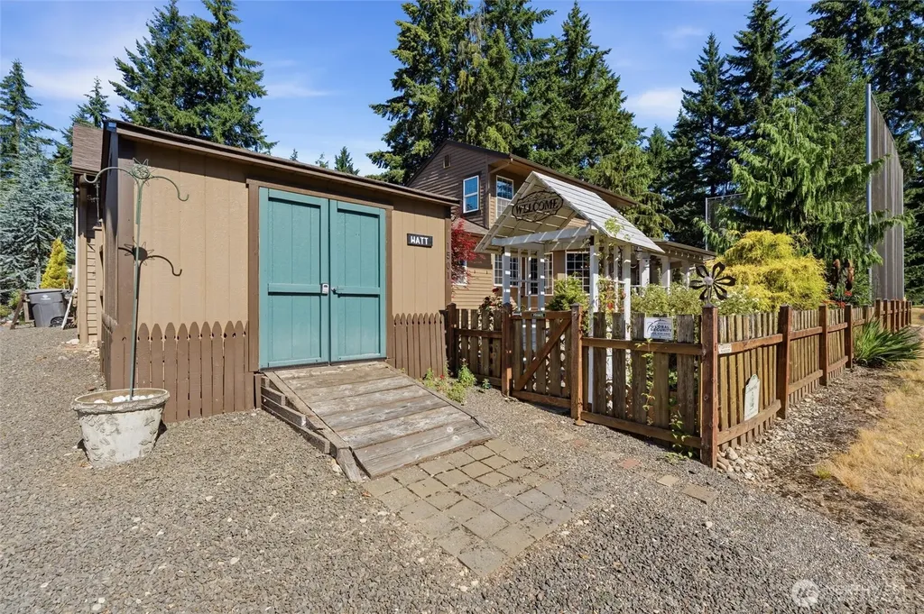 1501 E Old Ranch Road Allyn WA 98524