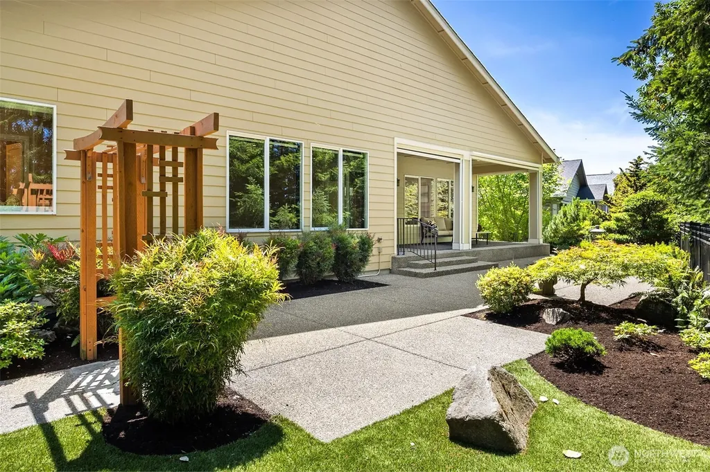 4915 Orcas Street NE Olympia WA 98516