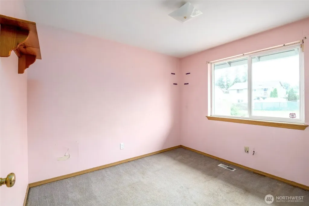 1418 E 59th Street Tacoma WA 98404