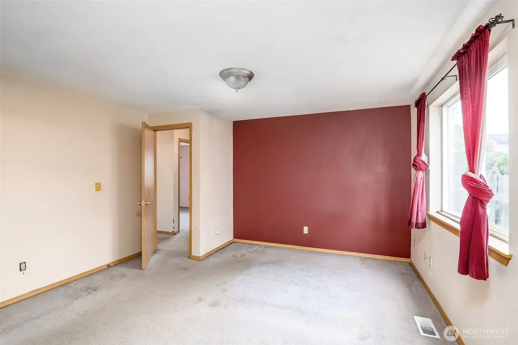 1418 E 59th Street Tacoma WA 98404