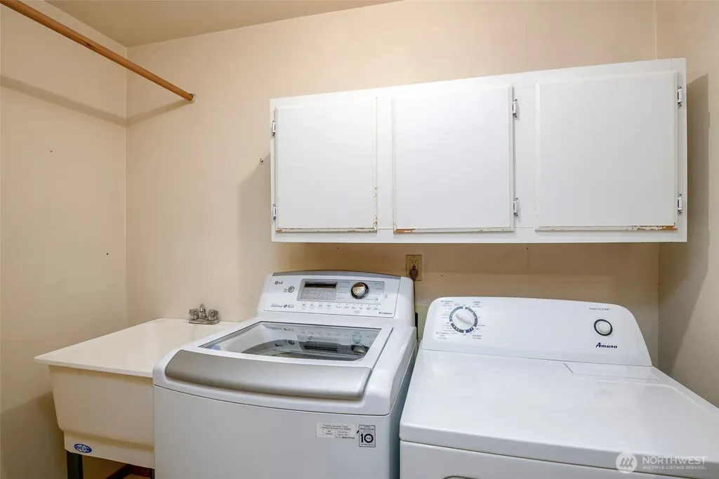 1418 E 59th Street Tacoma WA 98404
