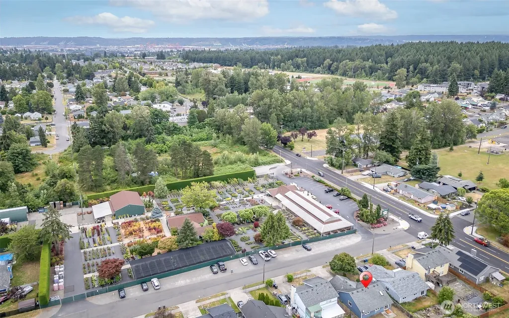 1418 E 59th Street Tacoma WA 98404
