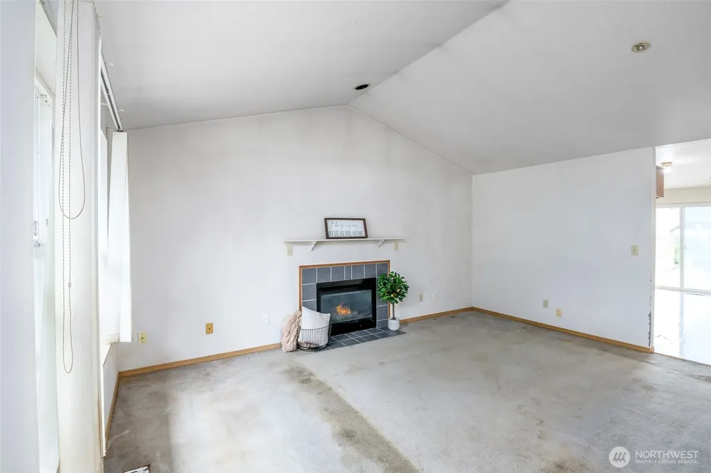 1418 E 59th Street Tacoma WA 98404