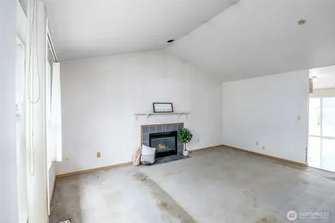 1418 E 59th Street Tacoma WA 98404