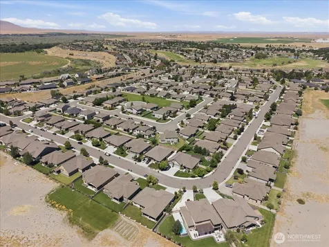 2278 Copperleaf Street Richland WA 99354