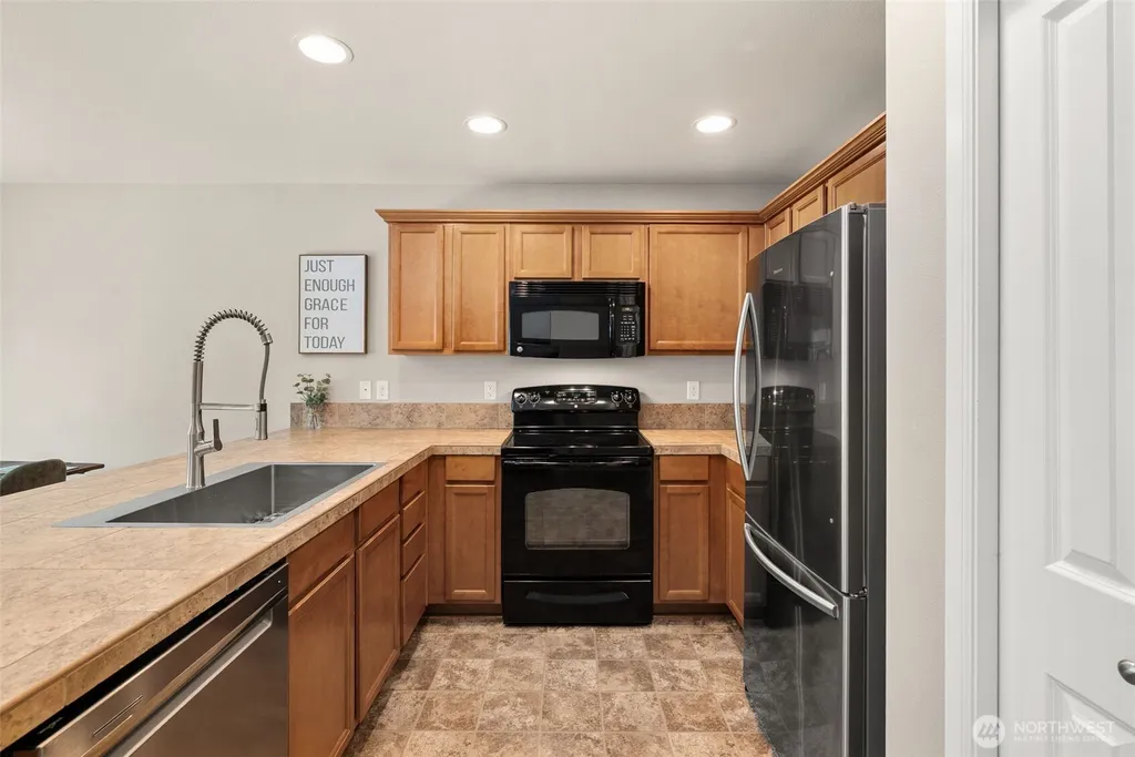 6649 Prism Street SE Lacey WA 98513