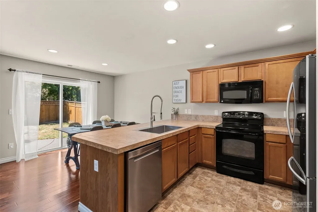 6649 Prism Street SE Lacey WA 98513