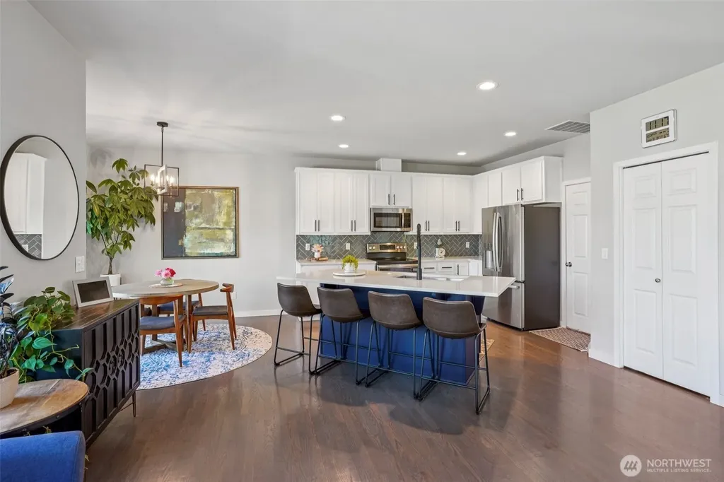 9058 Eagle Point Loop Road SW Lakewood WA 98498