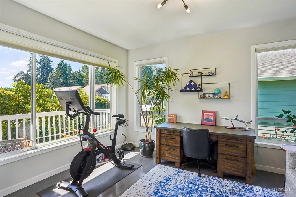 9058 Eagle Point Loop Road SW Lakewood WA 98498