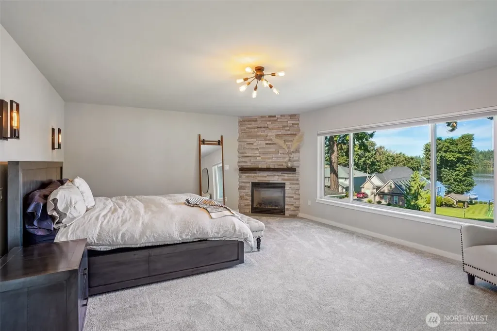 9058 Eagle Point Loop Road SW Lakewood WA 98498