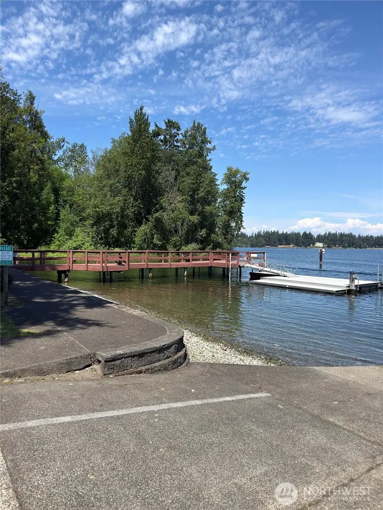 9058 Eagle Point Loop Road SW Lakewood WA 98498