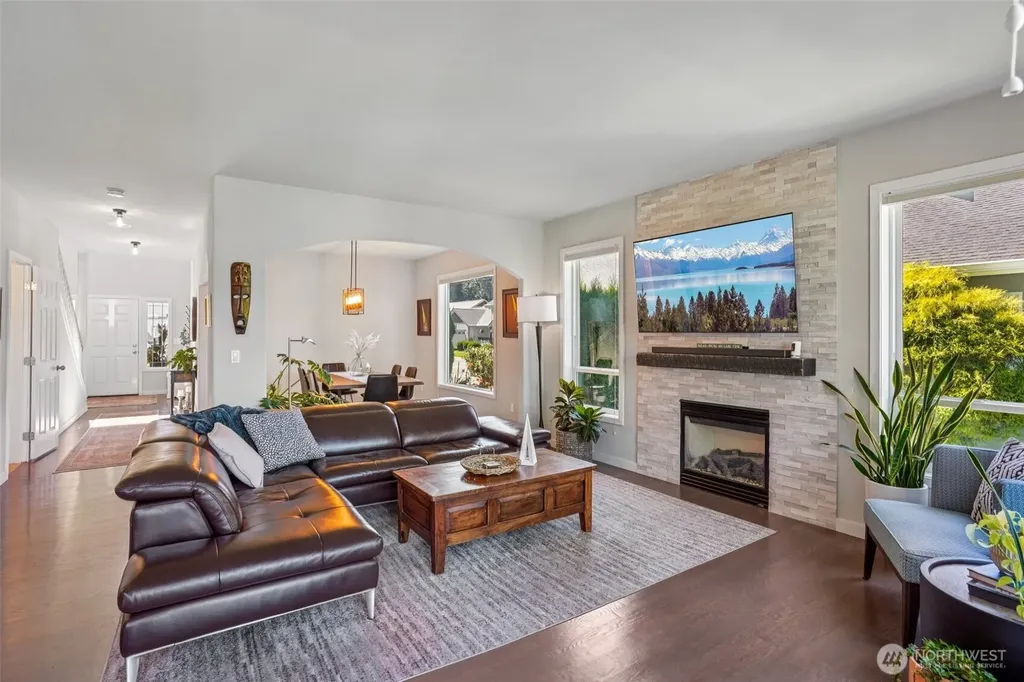 9058 Eagle Point Loop Road SW Lakewood WA 98498