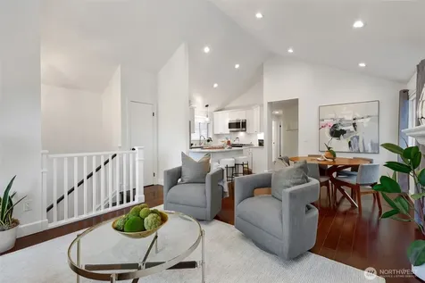 318 NE 59th Street Seattle WA 98105