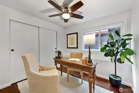 318 NE 59th Street Seattle WA 98105
