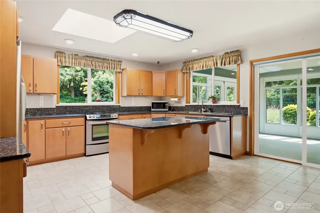18108 SE 440th Street Enumclaw WA 98022