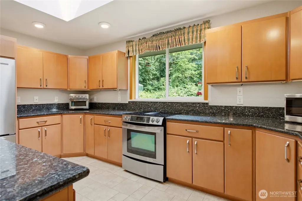 18108 SE 440th Street Enumclaw WA 98022