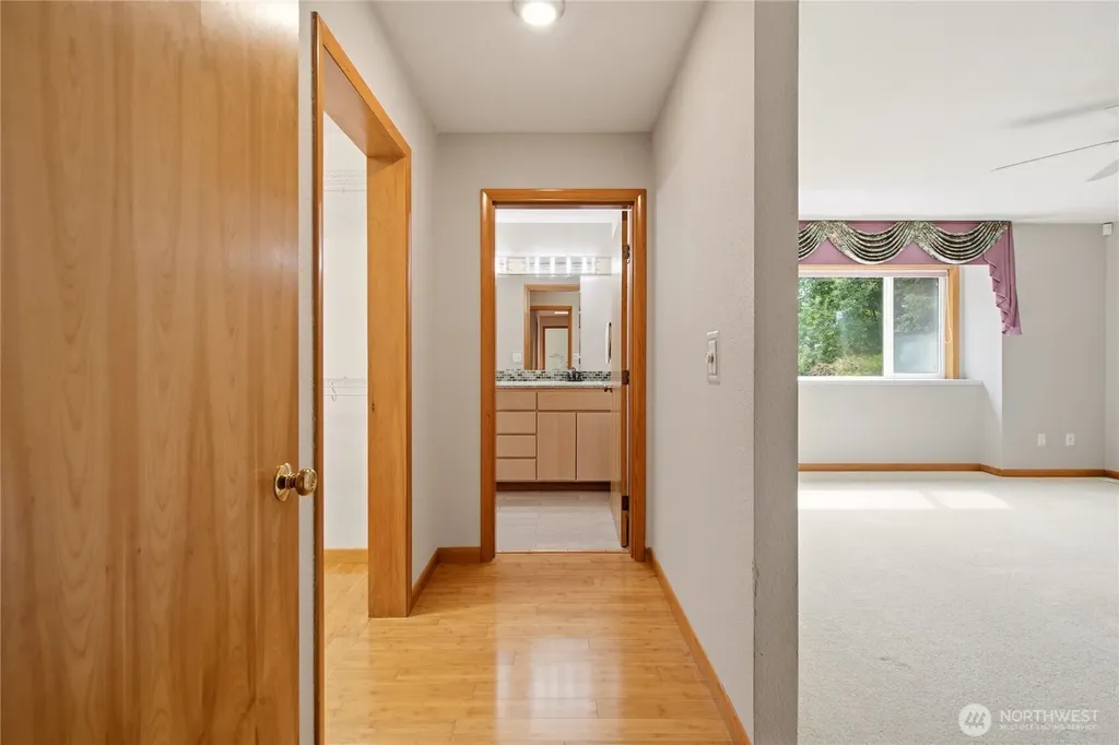 18108 SE 440th Street Enumclaw WA 98022