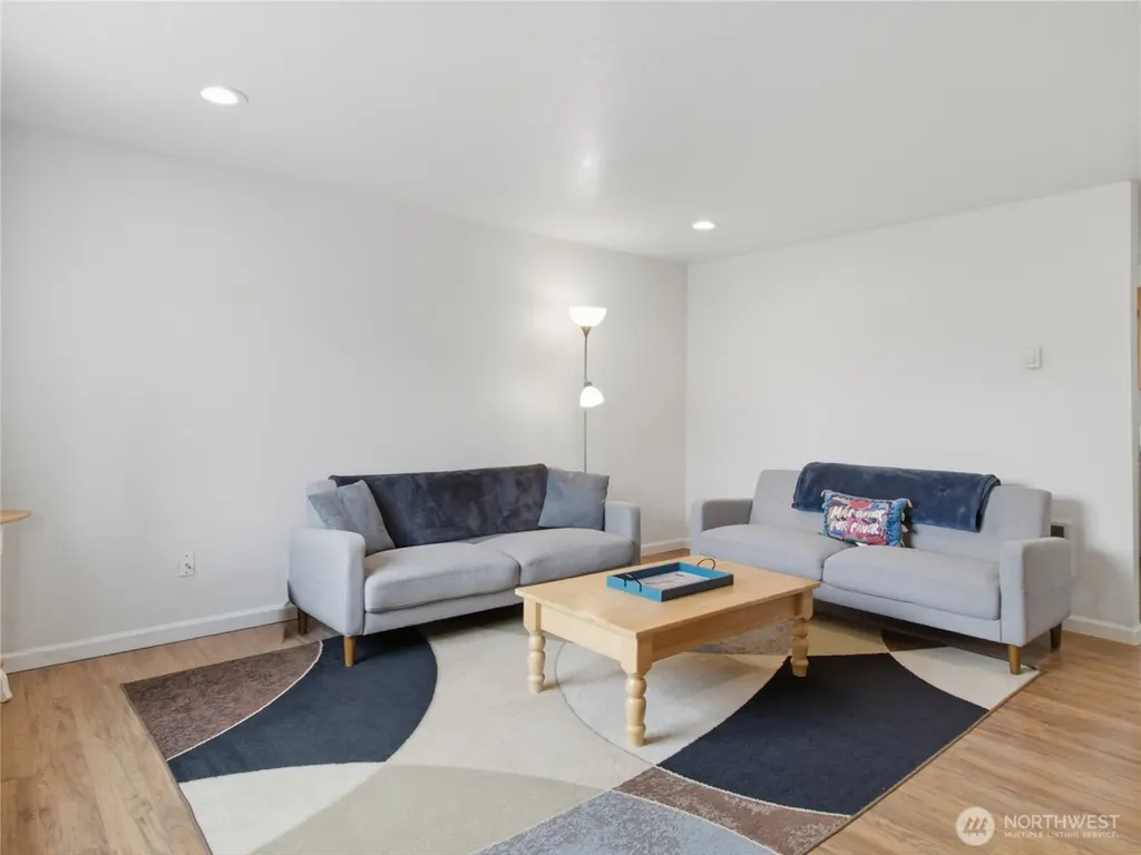 1105 L Street Centralia WA 98531