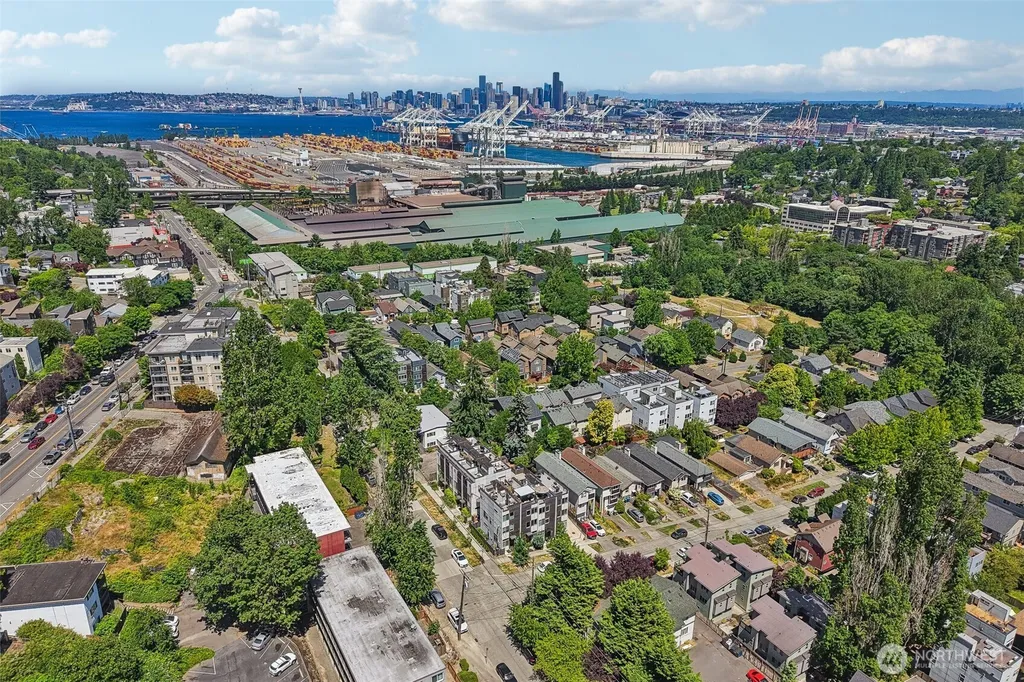 2852 SW Nevada Street Seattle WA 98126
