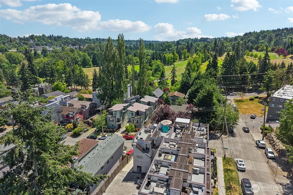 2852 SW Nevada Street Seattle WA 98126