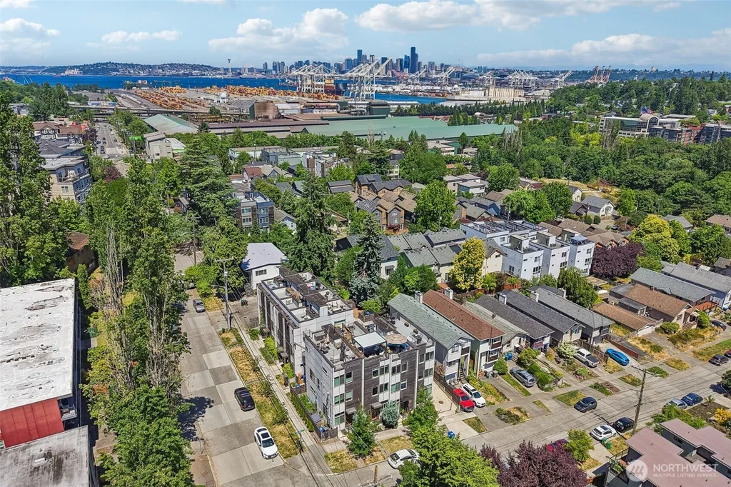 2852 SW Nevada Street Seattle WA 98126