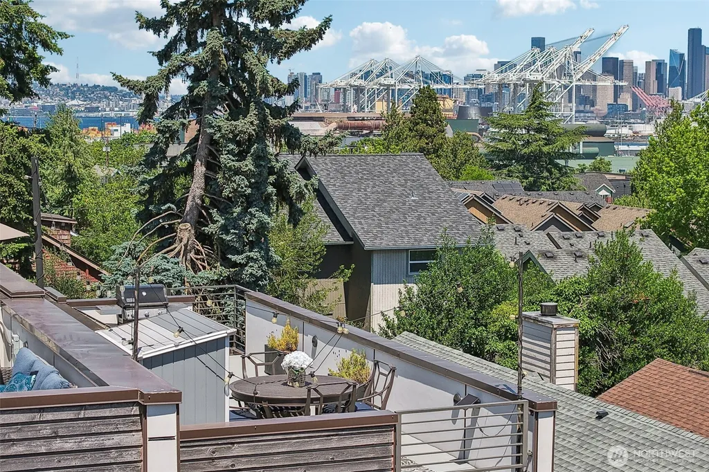 2852 SW Nevada Street Seattle WA 98126