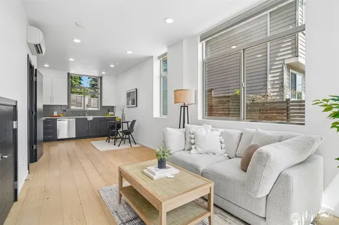 2852 SW Nevada Street Seattle WA 98126