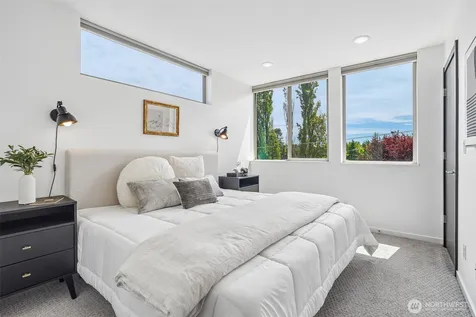 2852 SW Nevada Street Seattle WA 98126