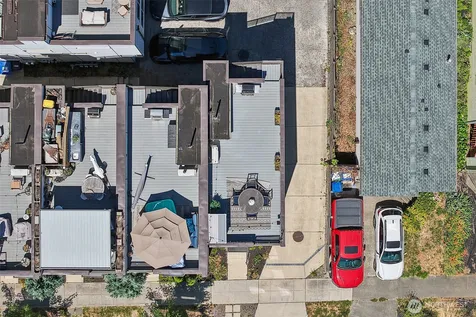 2852 SW Nevada Street Seattle WA 98126