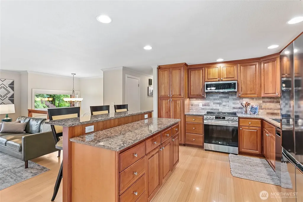 6650 Kings Lane Bellingham WA 98226